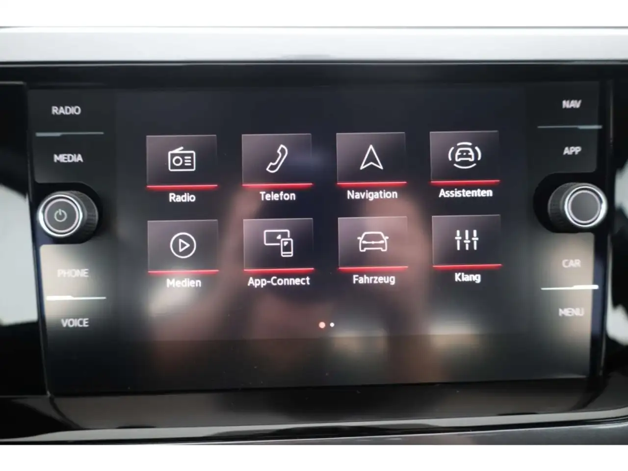 Volkswagen Polo GTI 2.0 TSI DSG App-Connect/Matrix — Galería del vehículo 18