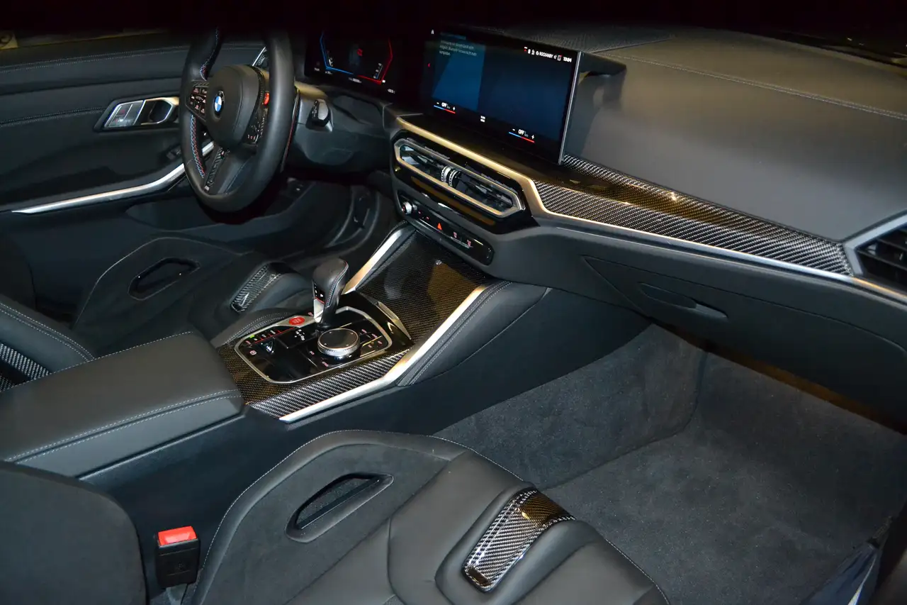 BMW M3 xDrive Competition Carbon Ausstattung 1. Hand — Galería del vehículo 11