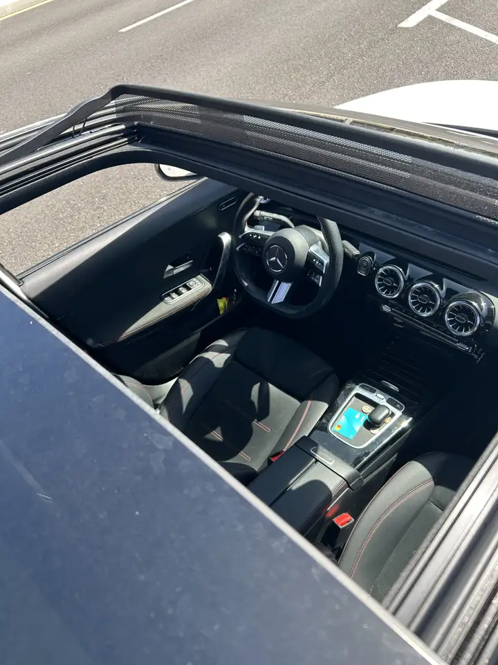 Mercedes-Benz A 250 250e 8G-DCT — Vehicle gallery 7