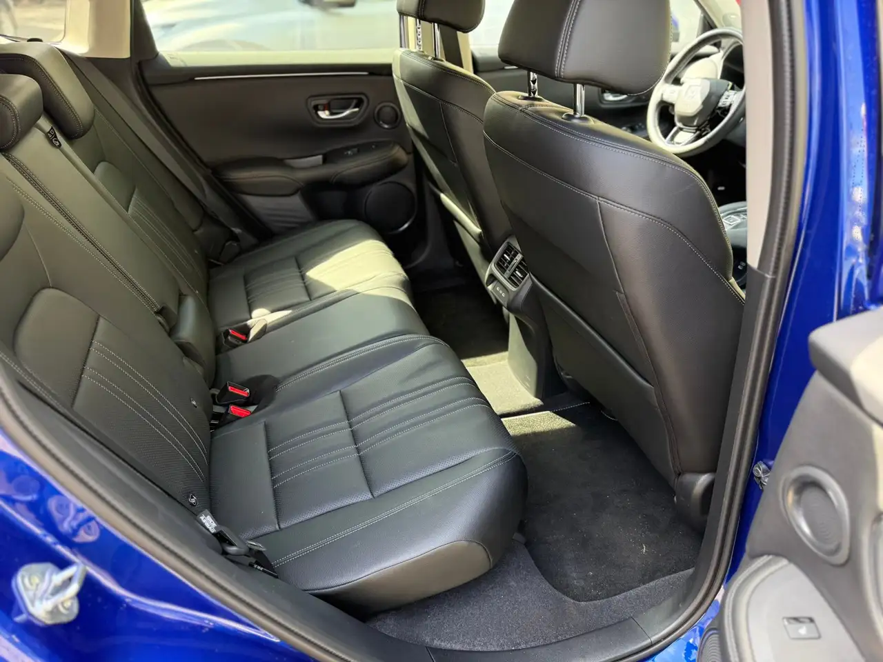 Honda ZR-V e:HEV 2.0 i-MMD Hybrid Advance PanoramaDach — Vehicle gallery 7