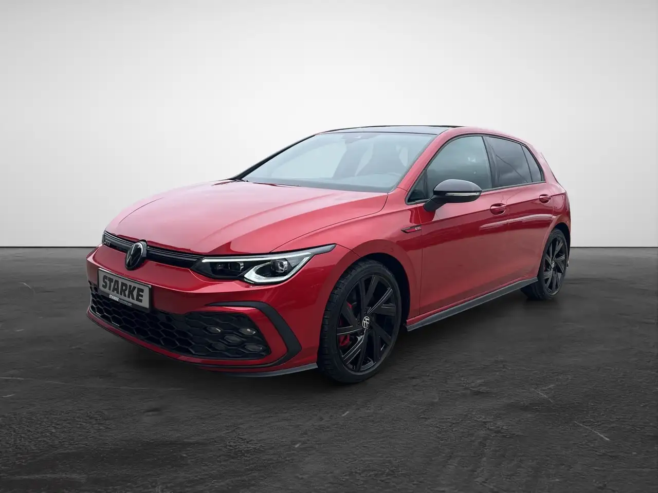 Volkswagen Golf GTI 2.0 TSI DSG Black Style — معرض صور السيارة 3
