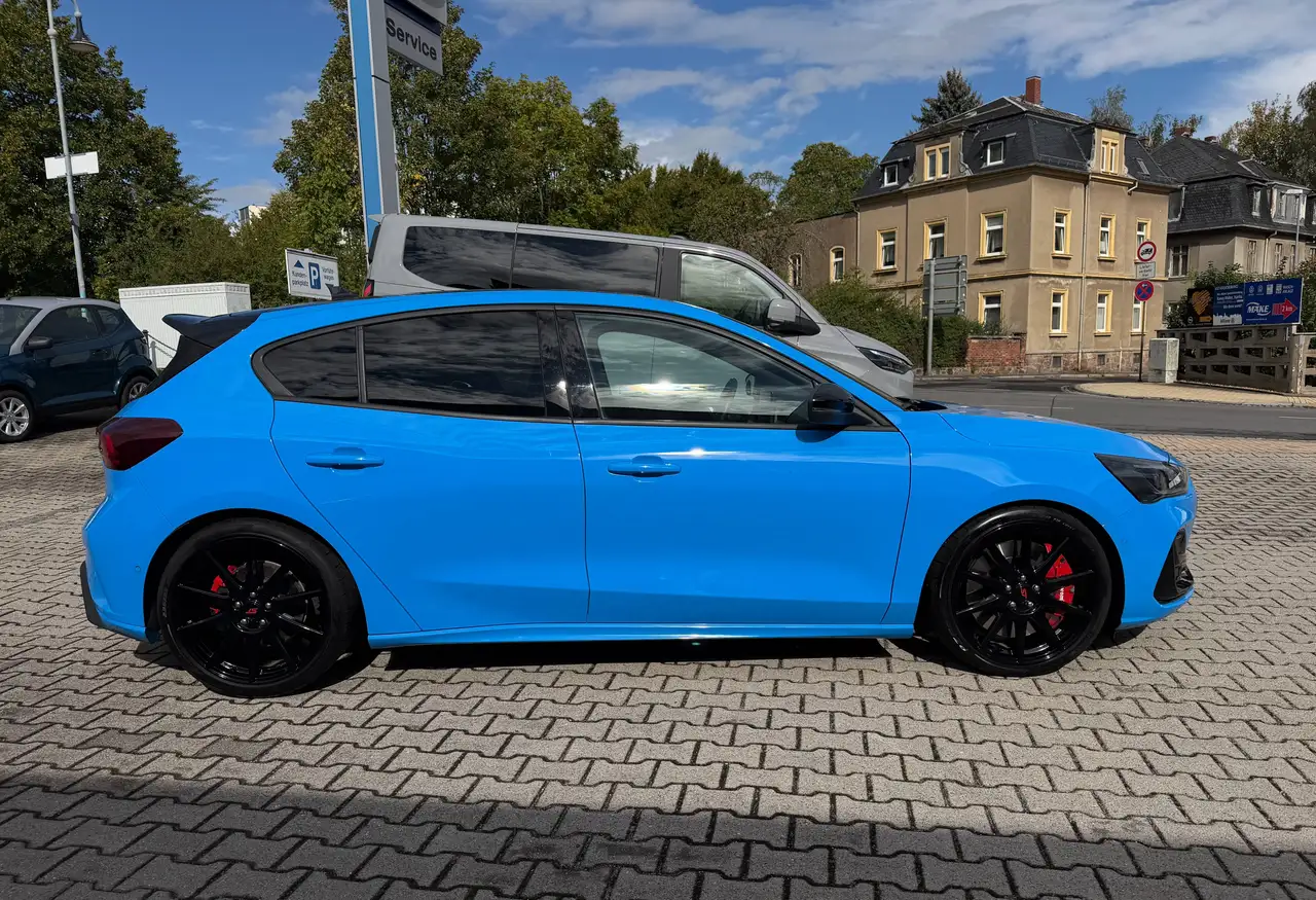 Ford Focus ST X+LED Matrix+BLIS+HuD+PDC+RFK+NAV+B&O+AHK — Vehicle gallery 6