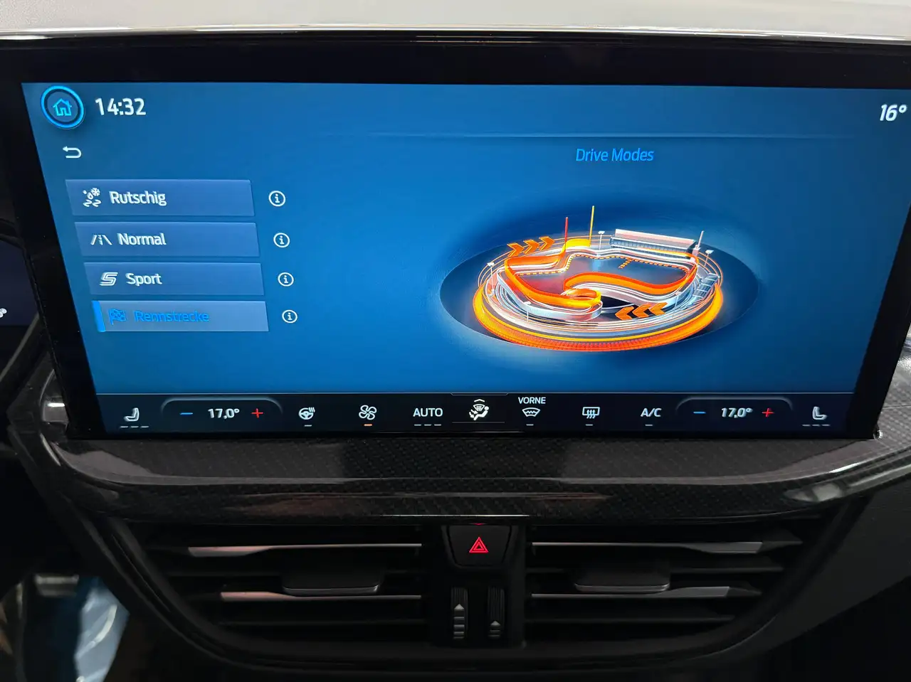 Ford Focus ST X+LED Matrix+BLIS+HuD+PDC+RFK+NAV+B&O+AHK — Vehicle gallery 17