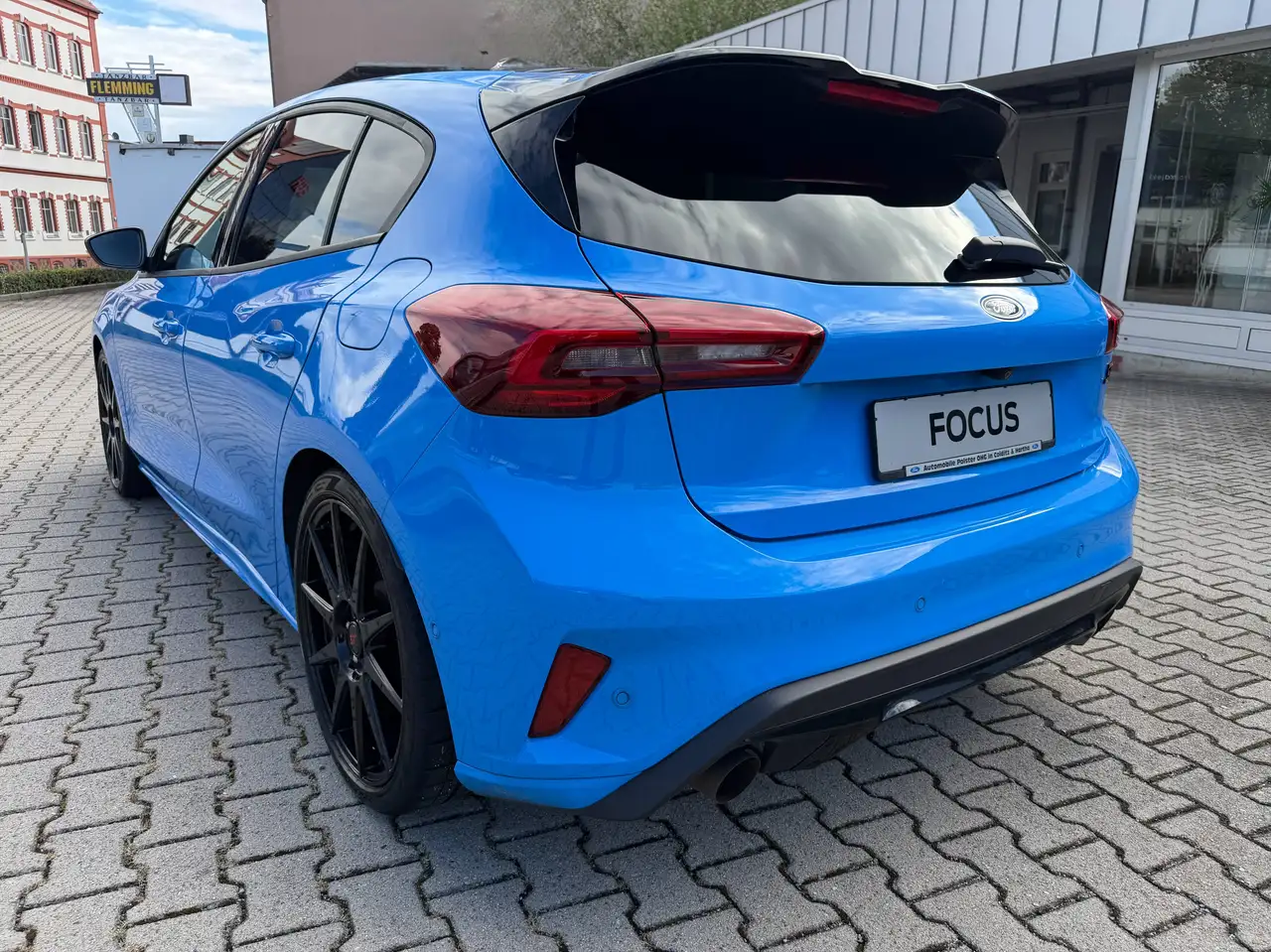 Ford Focus ST X+LED Matrix+BLIS+HuD+PDC+RFK+NAV+B&O+AHK — Vehicle gallery 2