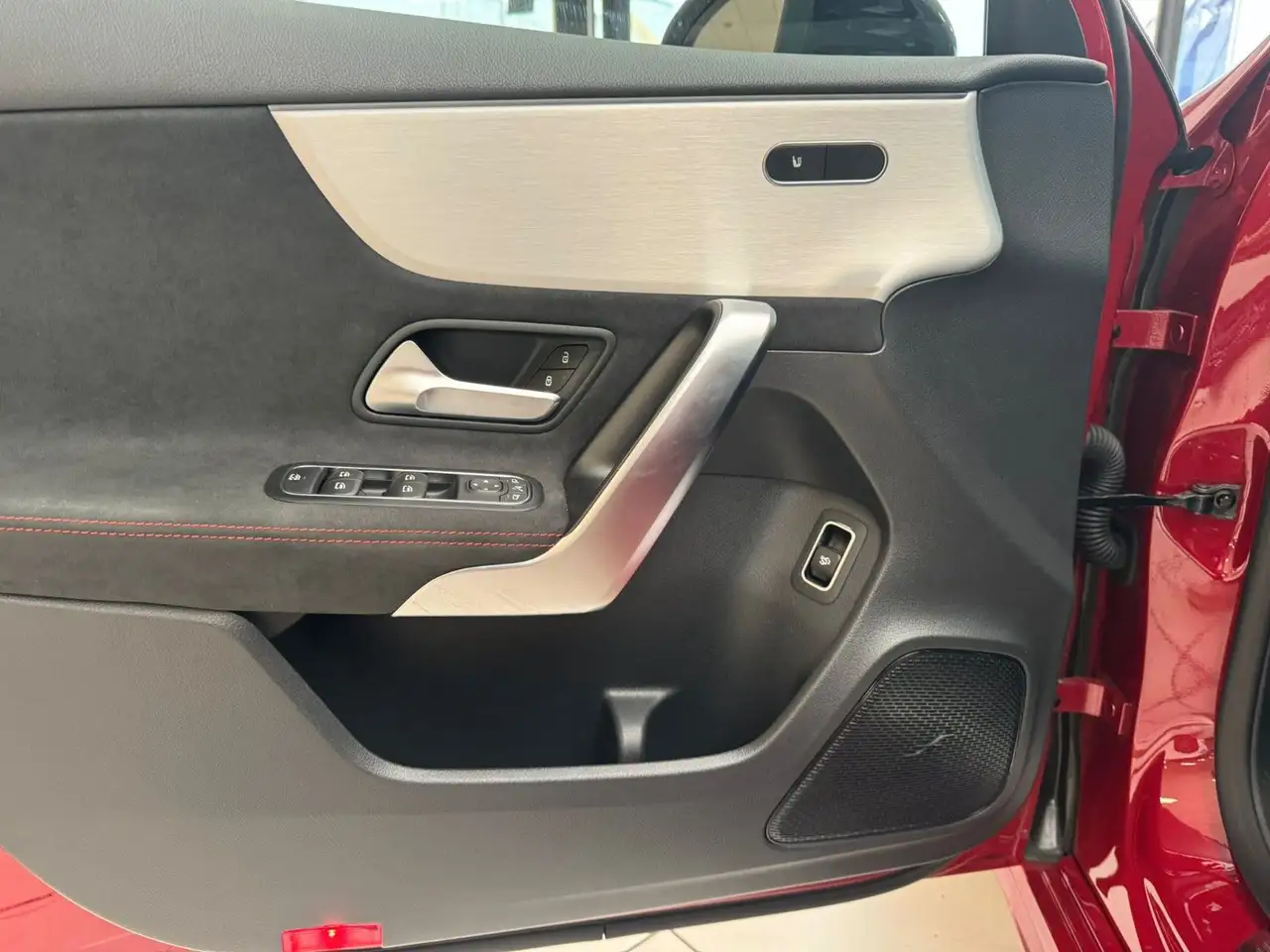 Mercedes-Benz A 180 Limo.*AMG-Line*Night*Pano*Sound — Galería del vehículo 7