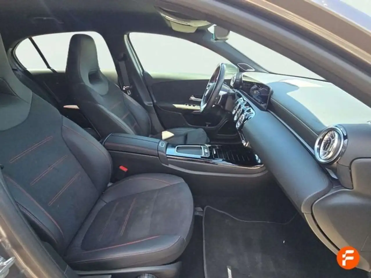 Mercedes-Benz A 180 — Galerie du véhicule 15