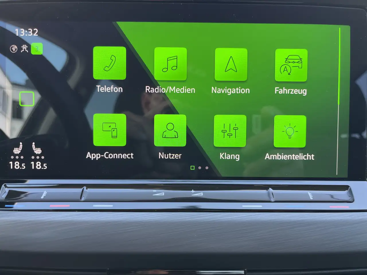Volkswagen Golf 1.5 TSI Style 2,99% Fin. 18 Bergamo Navi TravelAs — معرض صور السيارة 26