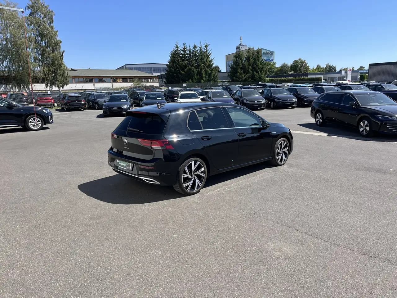 Volkswagen Golf 1.5 TSI Style 2,99% Fin. 18 Bergamo Navi TravelAs — معرض صور السيارة 8