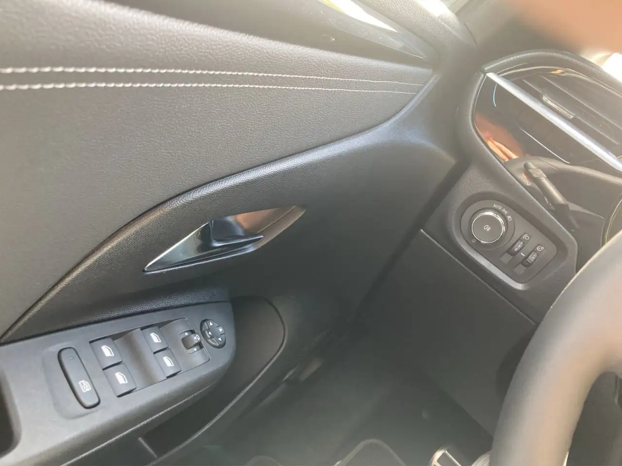 Opel Corsa GS AT, Navi, Kamera, Sitzheizung, Allwette — معرض صور السيارة 18