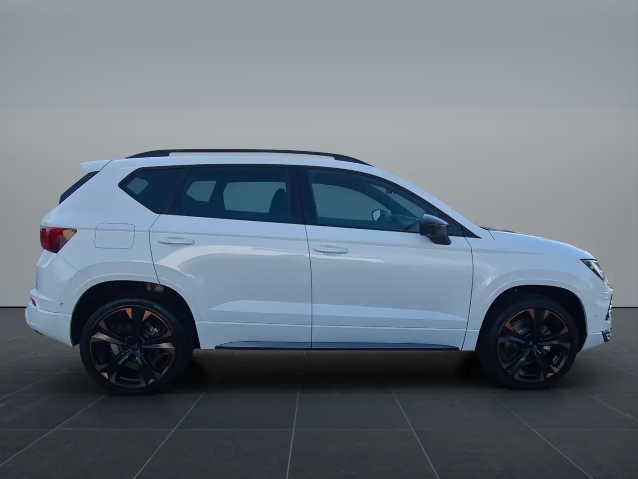 CUPRA Ateca 1.5 TSI DSG +NAVI+BEHEIZBFS+KAMERA+LED+PDC+SHZ — Galería del vehículo 8