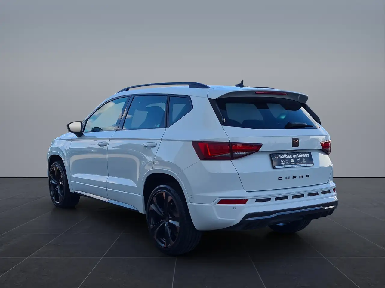 CUPRA Ateca 1.5 TSI DSG +NAVI+BEHEIZBFS+KAMERA+LED+PDC+SHZ — Galería del vehículo 5