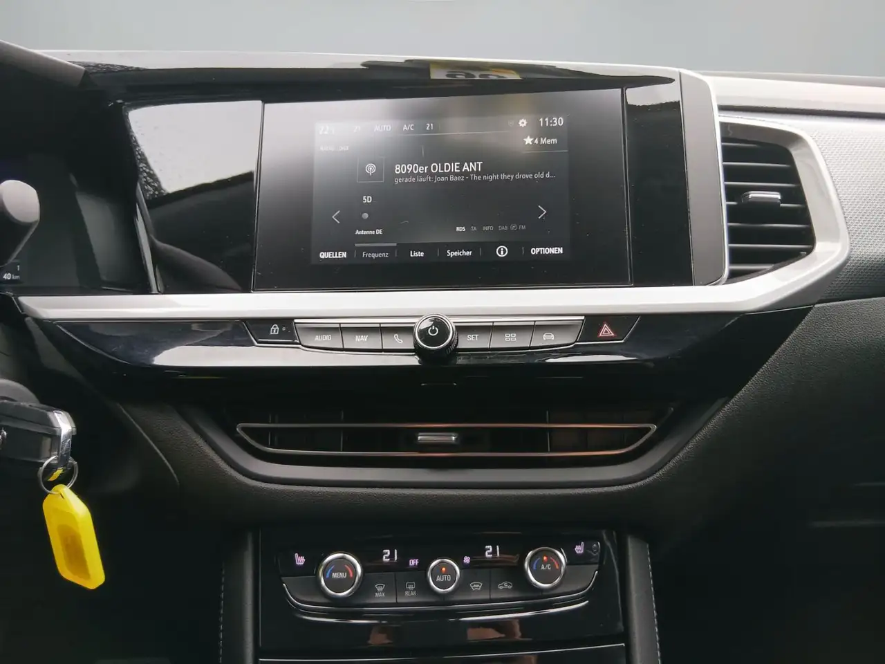 Opel Grandland 1.2 Turbo ENJOY LED+SHZ+Winterp.+Kam. — Galería del vehículo 17
