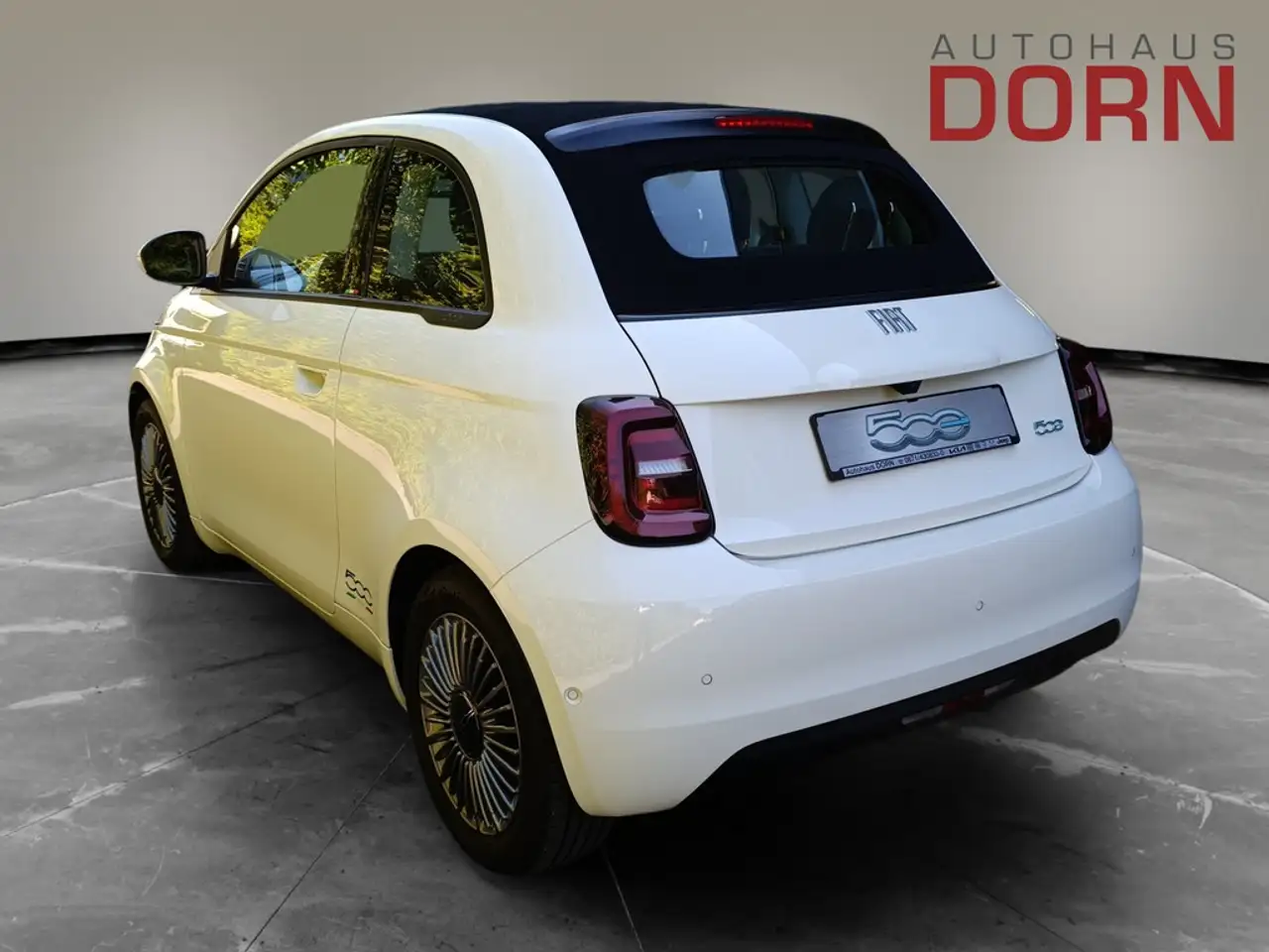 Fiat 500e Cabrio 42 kWh Kamera / DAB / Sitzheizung / Klima uvm. — Galerie du véhicule 2
