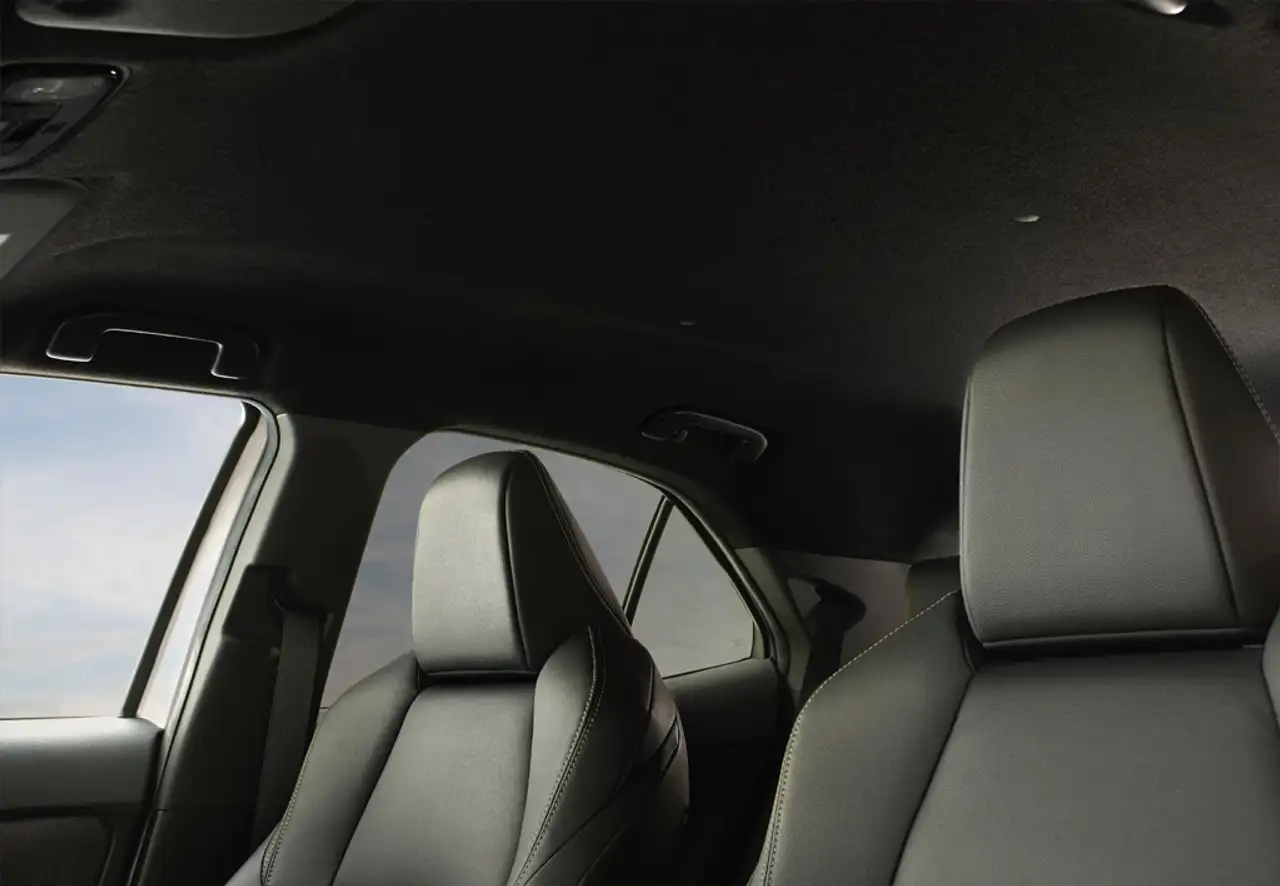 Toyota Yaris Cross 120H Active Plus — معرض صور السيارة 11