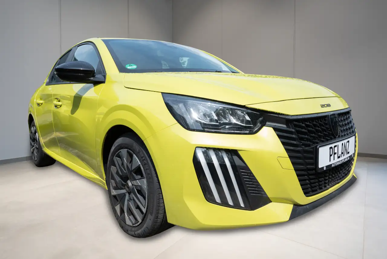 Peugeot 208 Active 1.2 PureTech 75 *MIRRORSCREEN*DAB*TEMPOMAT*SHZ* — Galería del vehículo 2