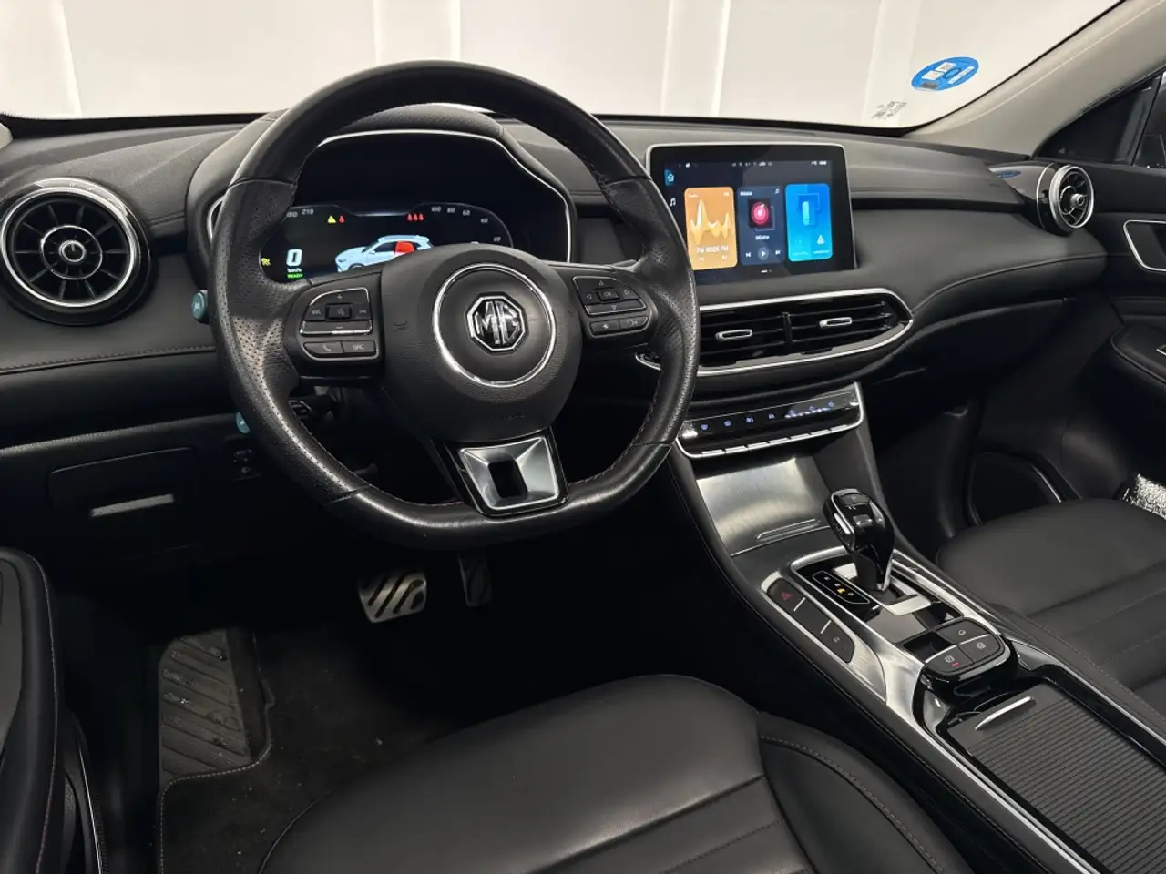 MG HS eHS 1.5 T-GDI Luxury — Galerie du véhicule 8