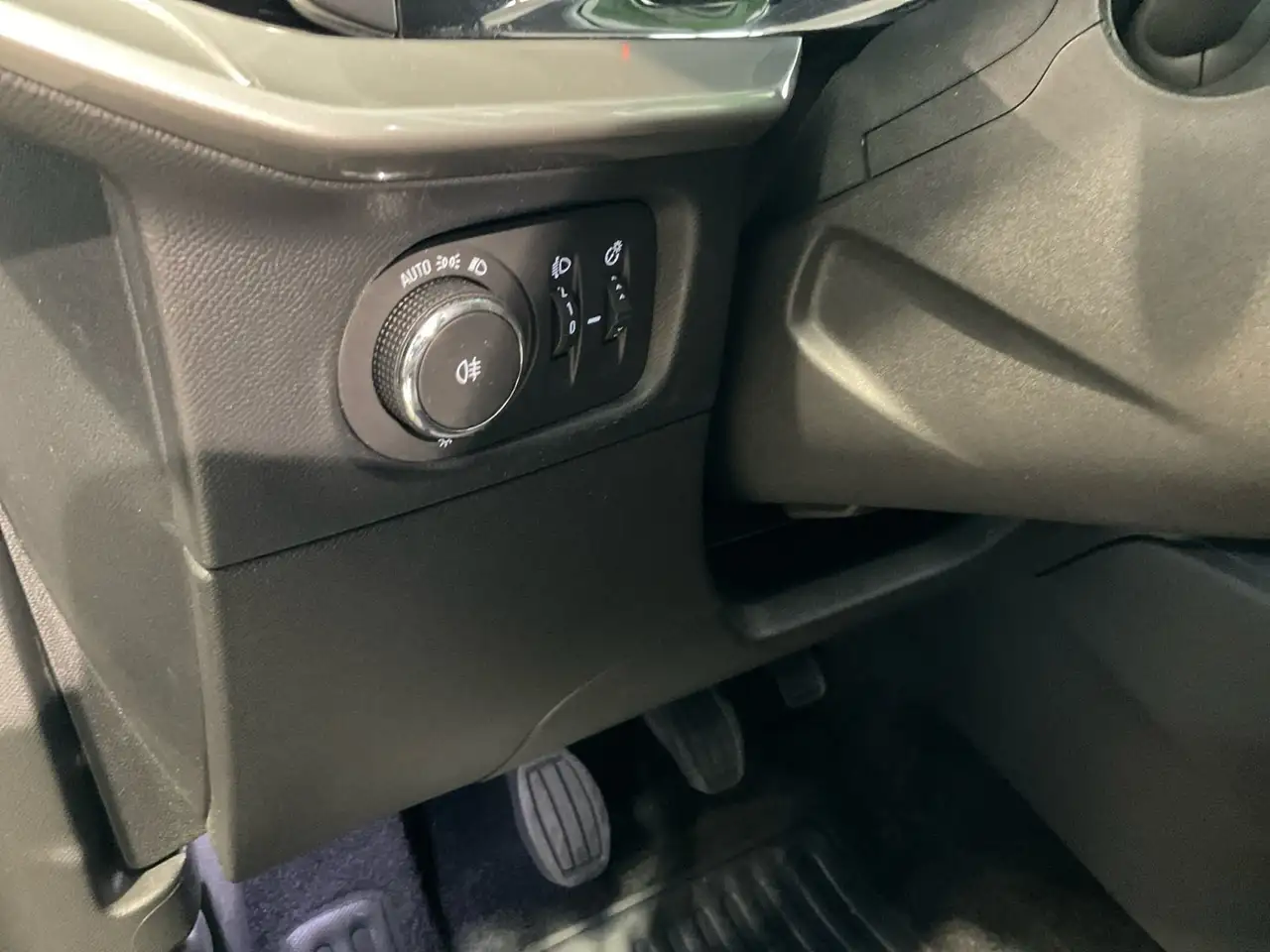 Opel Mokka Elegance Kamera Winterpaket, PDC,.... — معرض صور السيارة 18