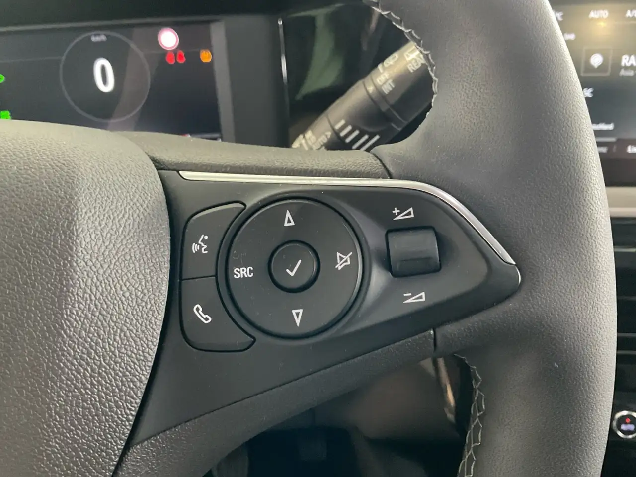 Opel Mokka Elegance Kamera Winterpaket, PDC,.... — معرض صور السيارة 22