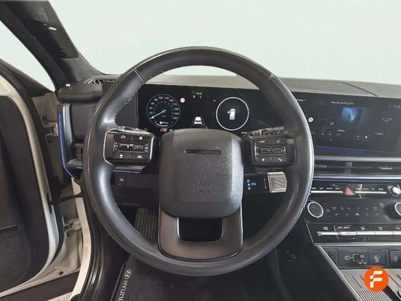 Hyundai SANTA FE HEV 1.6T 215CV 4X4 AT Calligraphy — Galerie du véhicule 13
