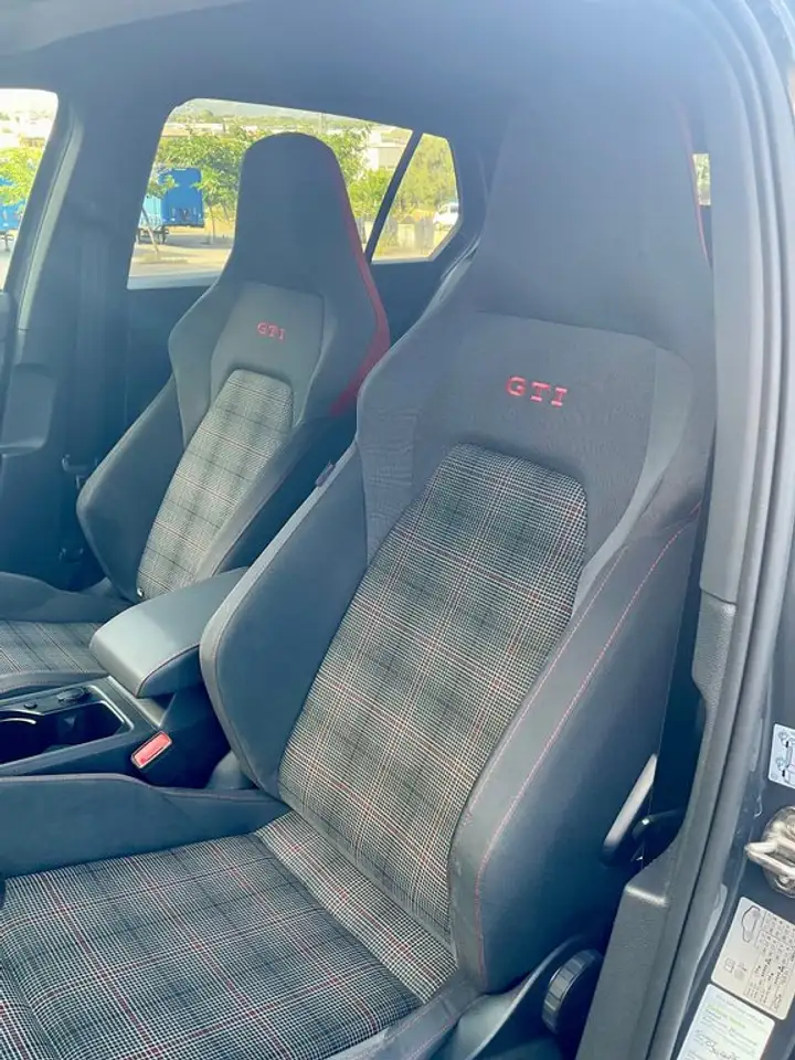 Volkswagen Golf GTI 2.0 TSI DSG 180kW — معرض صور السيارة 20