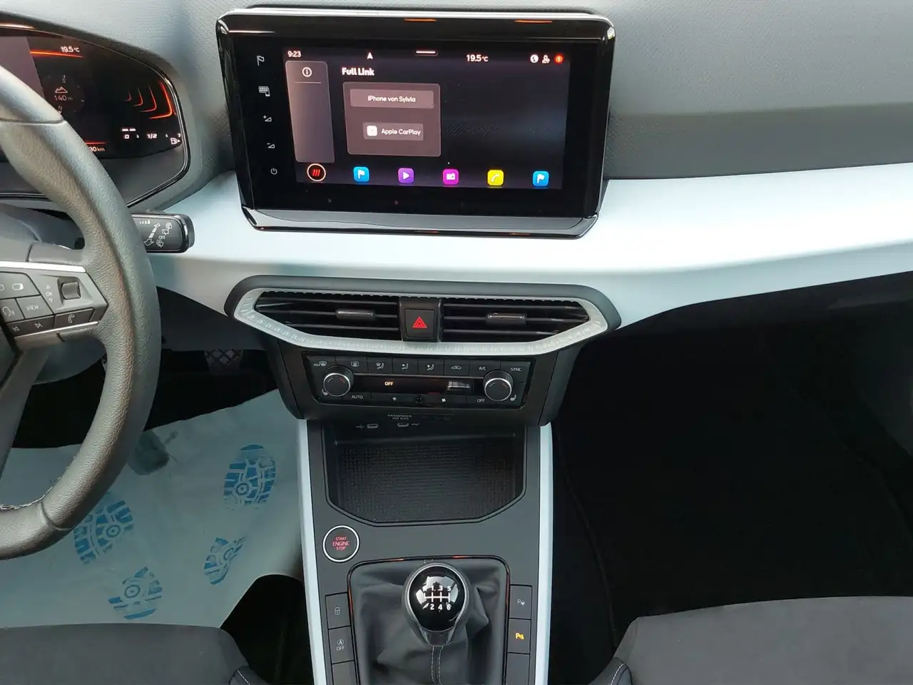 SEAT Arona Style, Spurwechselas., LED, Navi, Alcantar — Galería del vehículo 15