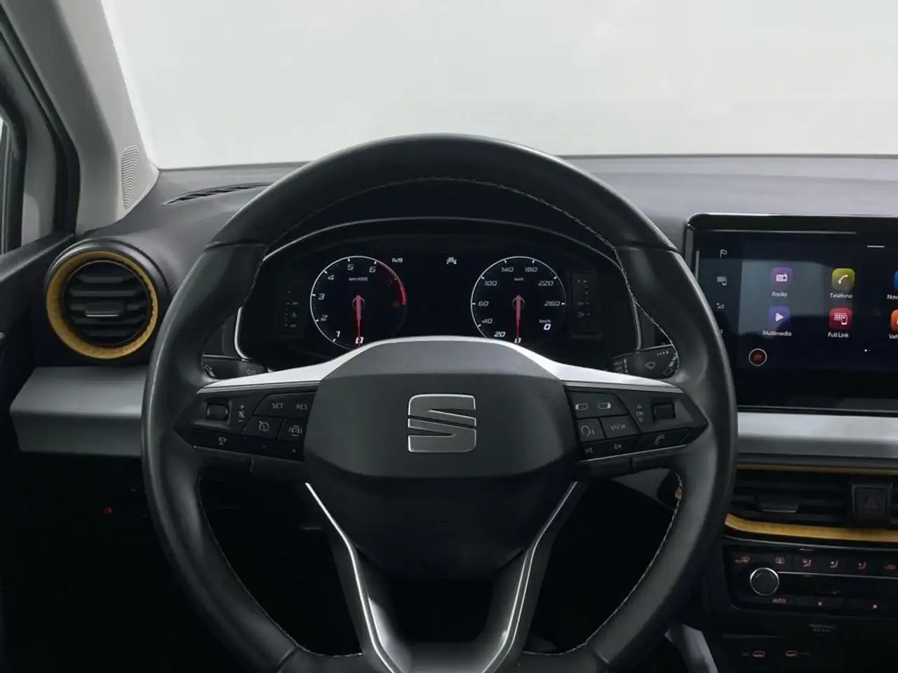 SEAT Arona 1.0 TSI S&S Style DSG7 XM 115 — معرض صور السيارة 15