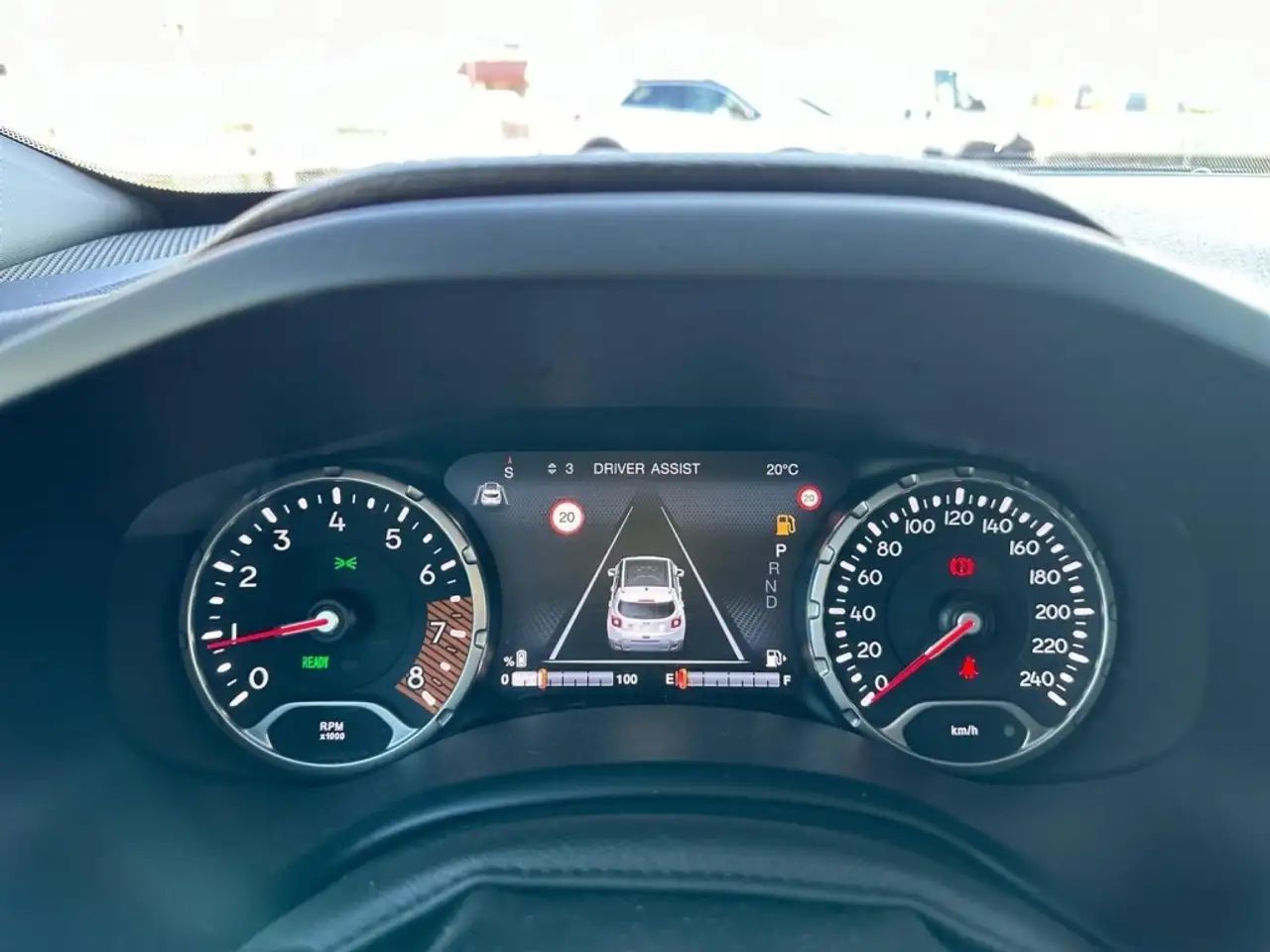 Jeep Renegade 1.5 MHEV 130 DDCT LIMITED FWD MIRROR LL17 RADA — Vehicle gallery 22