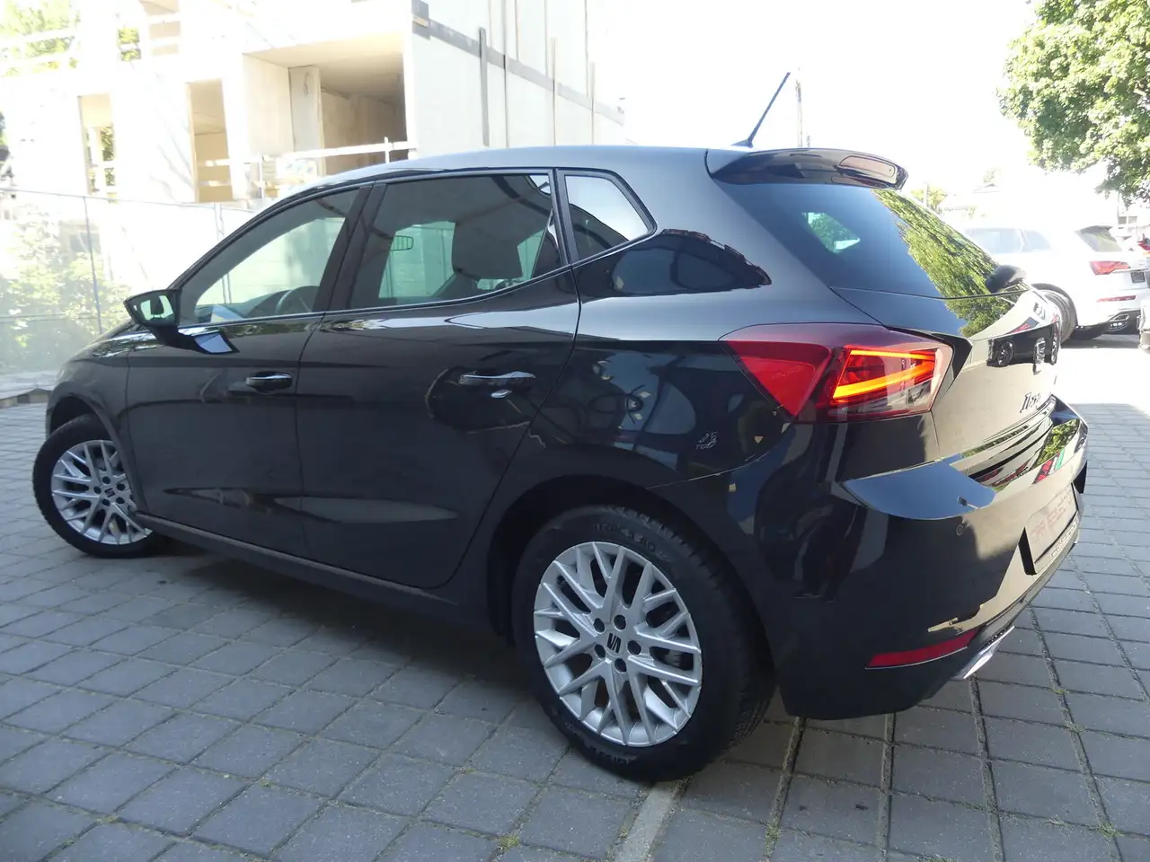 SEAT Ibiza 1.0 TSI DSG FR DIGITAL/NAVI/ACC/SHZ — Vehicle gallery 20