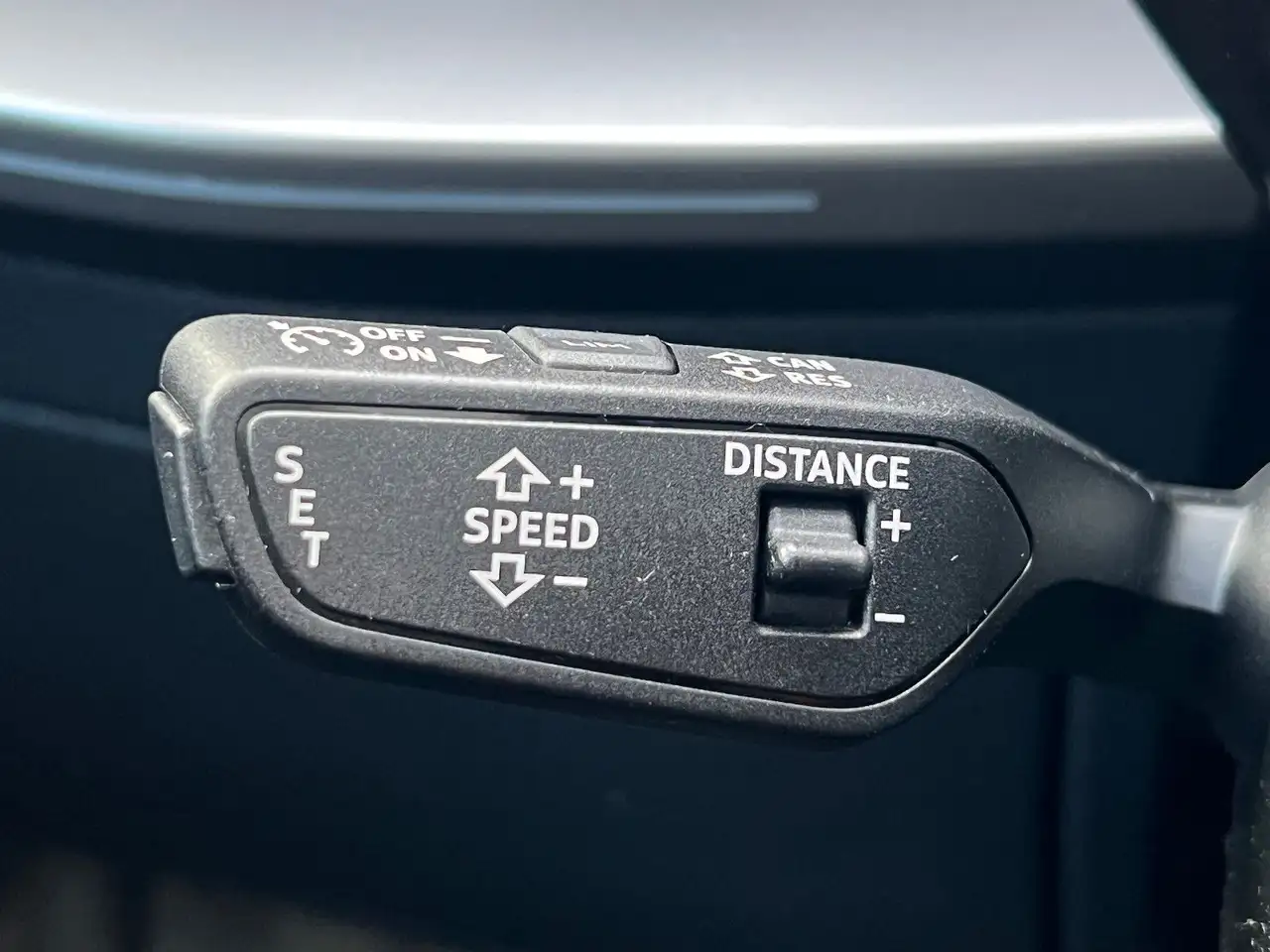 Audi A3 Lim. 3X S-LINE BLACK EDITION PANO HUD CARBON — معرض صور السيارة 32