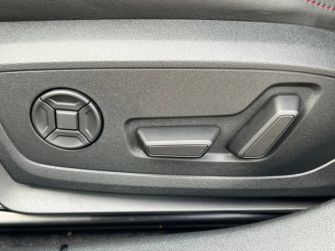 Audi A3 Lim. 3X S-LINE BLACK EDITION PANO HUD CARBON — معرض صور السيارة 29