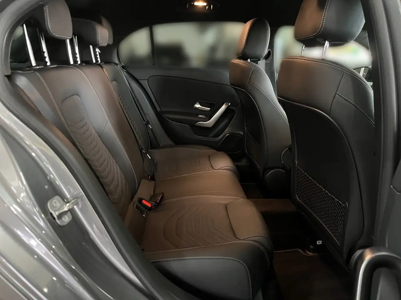 Mercedes-Benz A 180 A Klasse A 180 Progressive Navi NightPaket — معرض صور السيارة 14