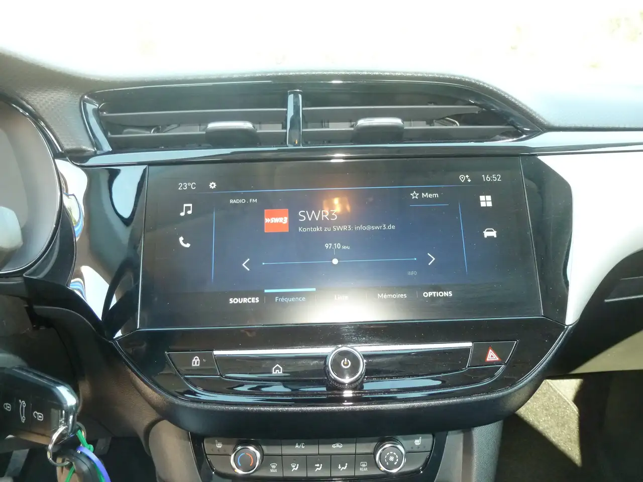 Opel Corsa Basis — معرض صور السيارة 8