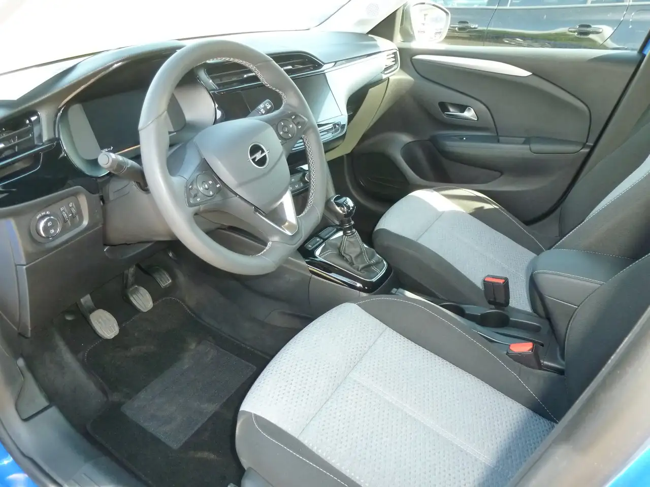 Opel Corsa Basis — معرض صور السيارة 6