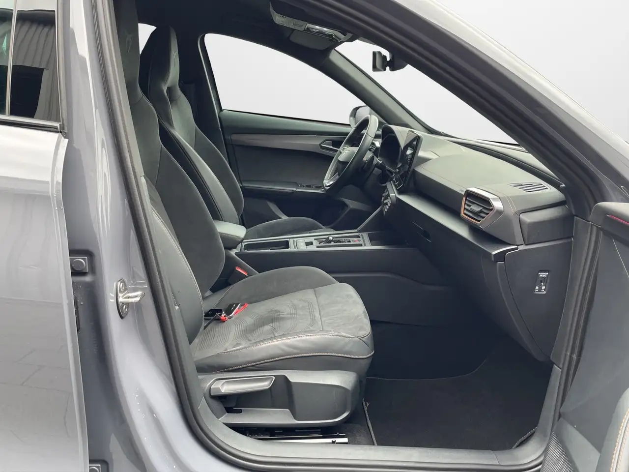 CUPRA Formentor 1.5 TSI DSG Tribe Edition — معرض صور السيارة 13