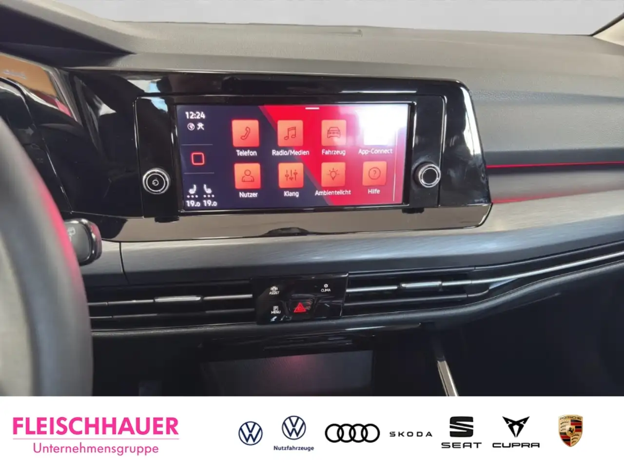 Volkswagen Golf VIII 1.5 eTSI Style Sitz/Lenkrad-Heizung — Vehicle gallery 14