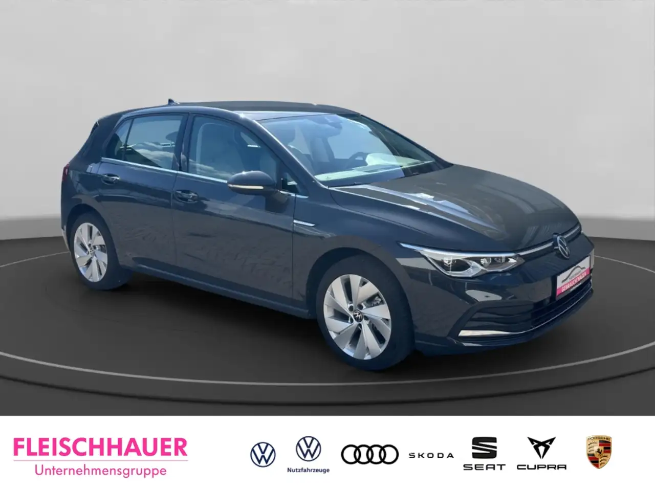 Volkswagen Golf VIII 1.5 eTSI Style Sitz/Lenkrad-Heizung — Vehicle gallery 10