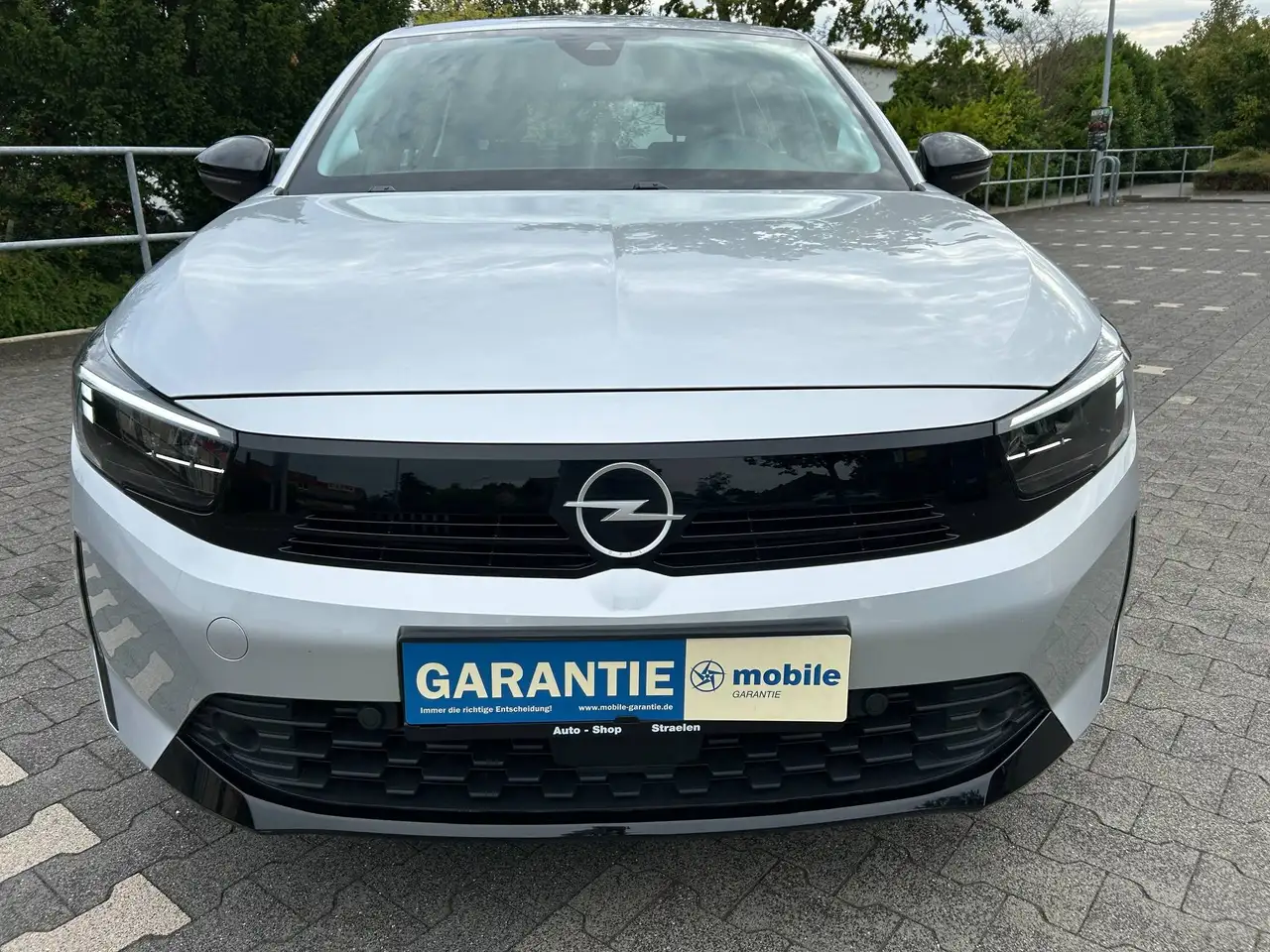 Opel Corsa Corsa F 5-Türer 1.2 Direct Injection Turbo Start/Stop Elegance — معرض صور السيارة 6