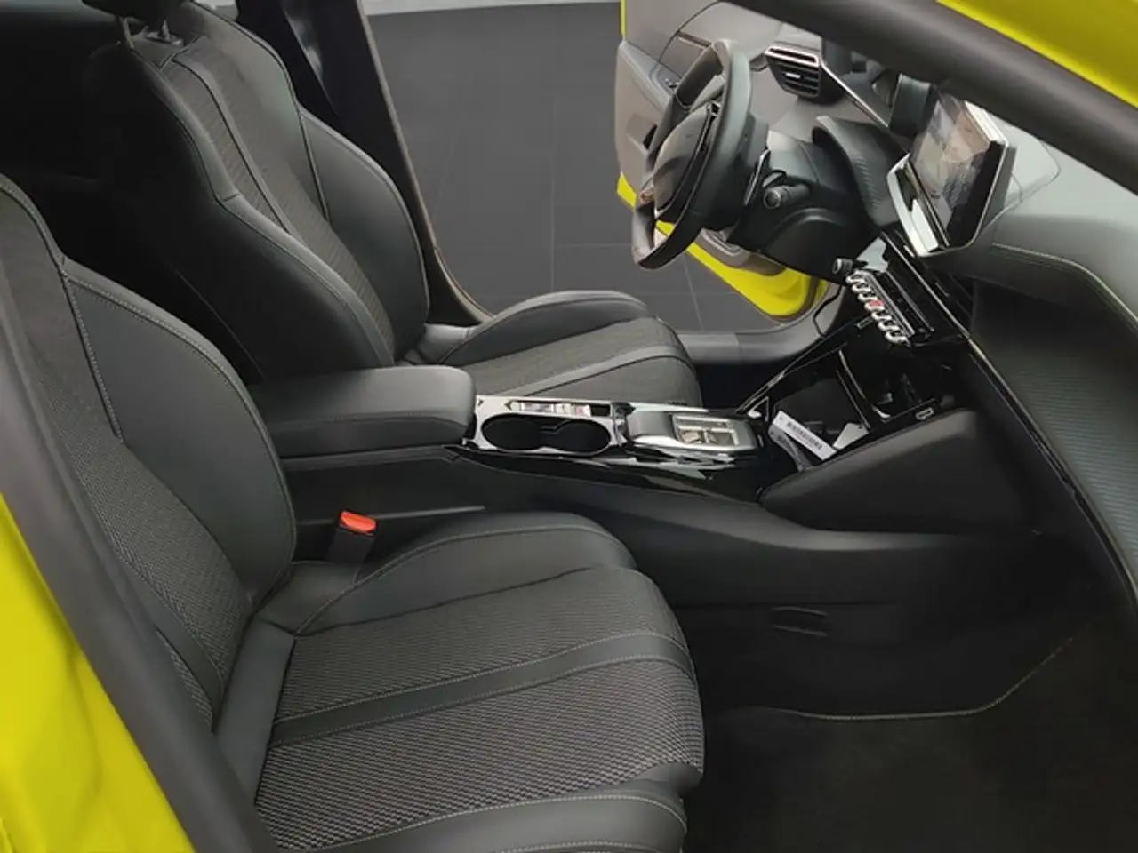 Peugeot 208 GT Hybrid 100 PDC KAMERA NAVI KLIMAAT — معرض صور السيارة 9