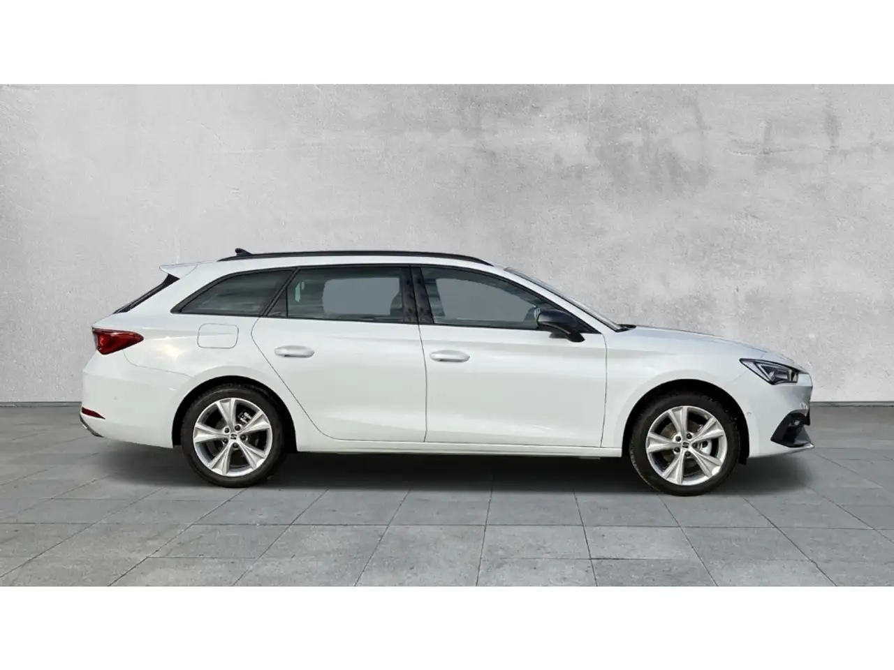 SEAT Leon SPORTSTOURER 1.5 eTSI DSG FR KAMERA+SHZ+ACC — معرض صور السيارة 6