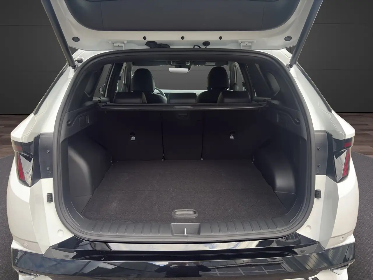 Hyundai TUCSON 1.6 T-GDI Hybrid N-Line 2WD Lenkradheizung — Galería del vehículo 19