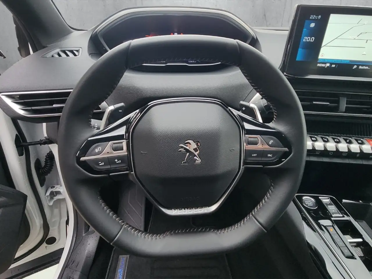 Peugeot 5008 Hybrid Allure Pack 136 e-DSC6 7-Sitzer SHZ Navi Di — Vehicle gallery 10