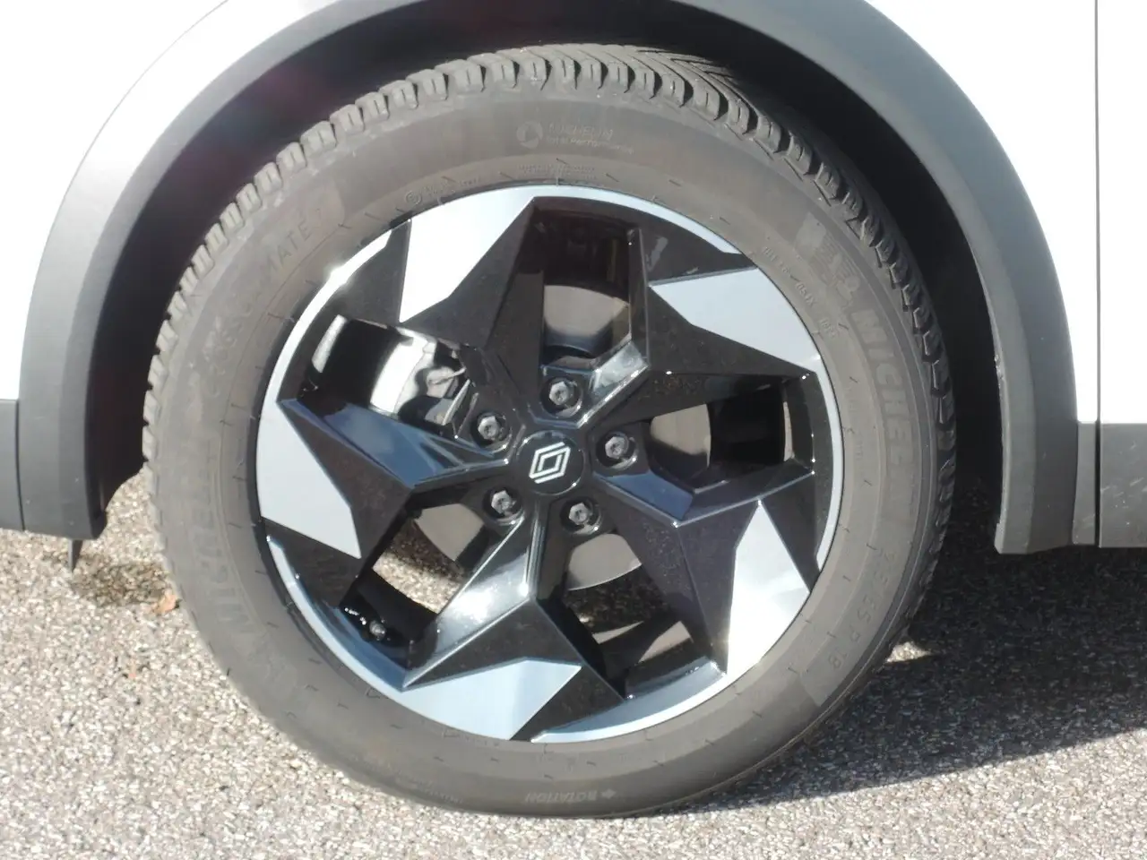 Renault Captur TCe 160 EDC Techno GJR,Winterpaket,Kamera — Vehicle gallery 4