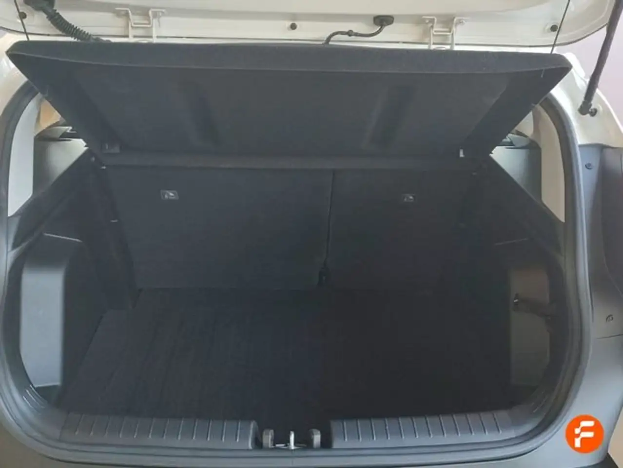 Hyundai BAYON 1.2 MPI Maxx — Galería del vehículo 21