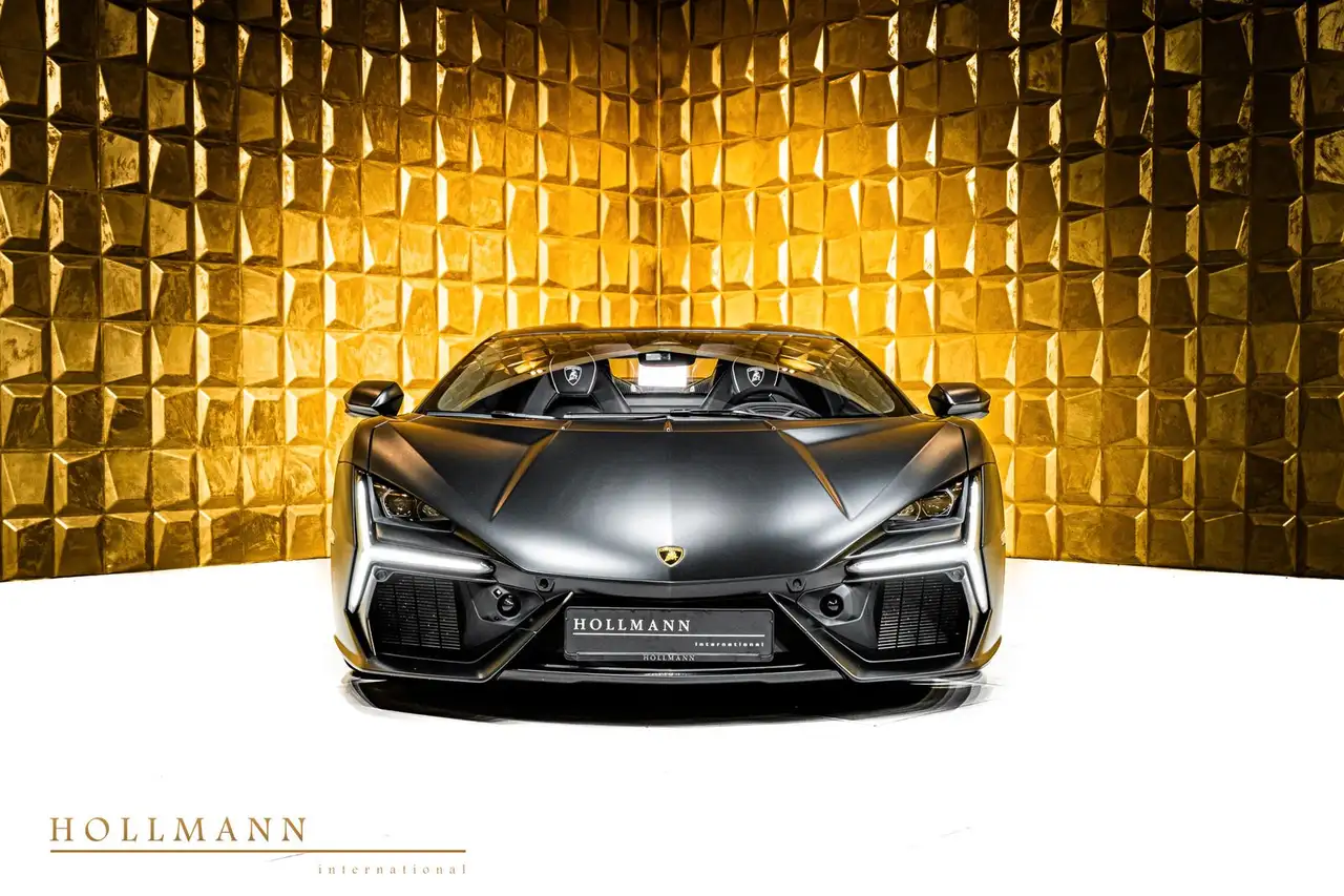 Lamborghini Revuelto + Passenger Display + Rear View Camera — Galerie du véhicule 7