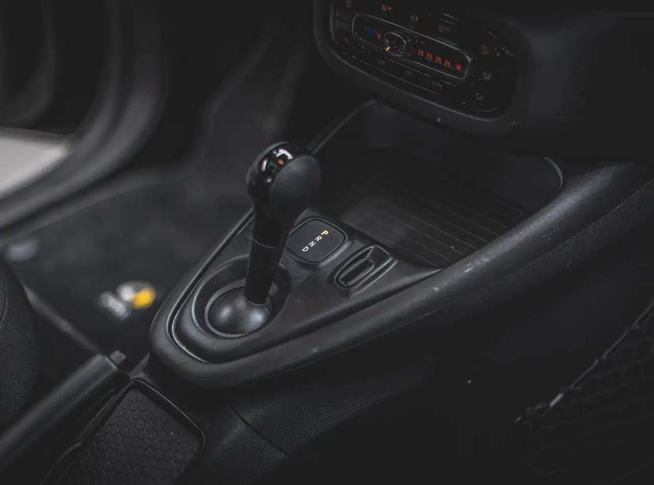 smart forTwo EQ coupe passion EXCLUSIVE: NOW OR NEVER! — معرض صور السيارة 12