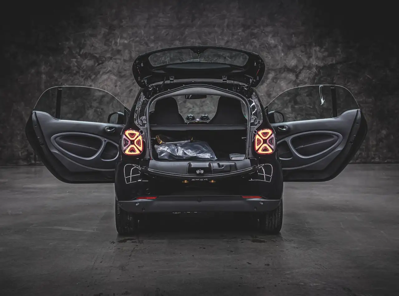 smart forTwo EQ coupe passion EXCLUSIVE: NOW OR NEVER! — معرض صور السيارة 9