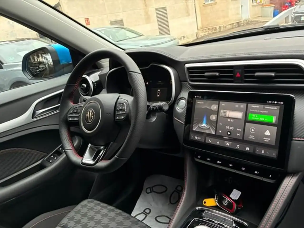MG ZS EV Comfort Long Range — معرض صور السيارة 16