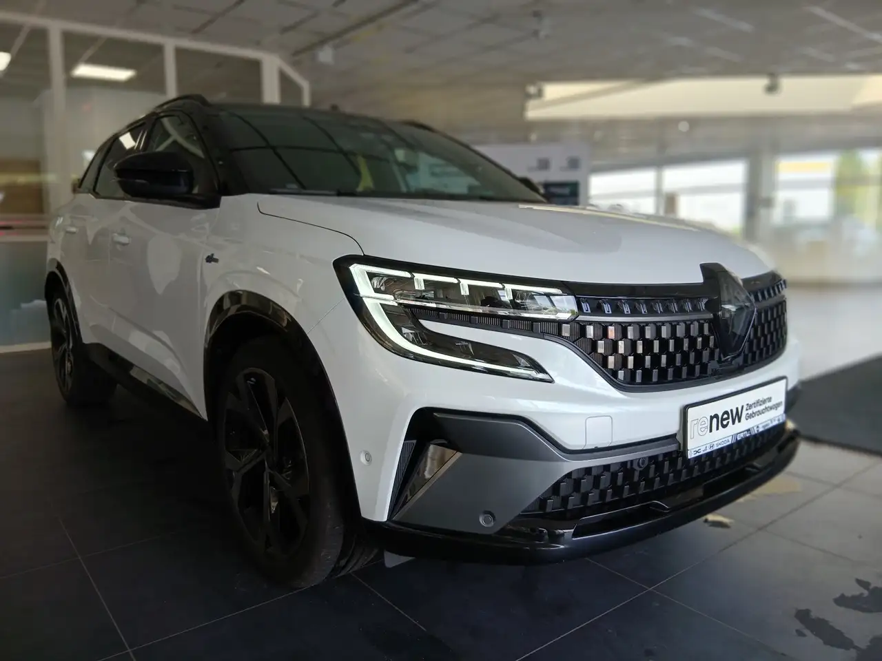 Renault Austral Techno Esprit Alpine Mild Hy. 160 Auto — معرض صور السيارة 6