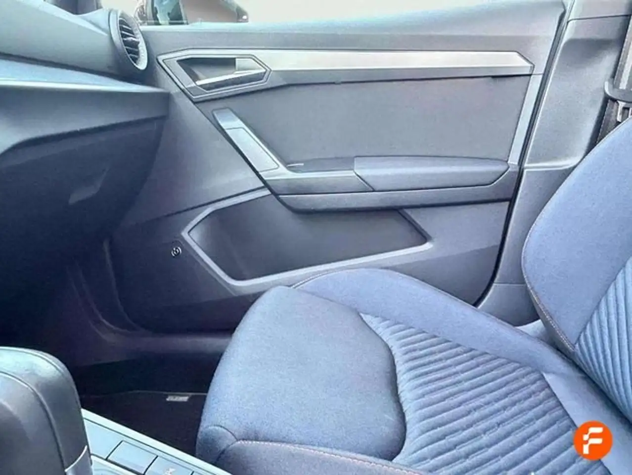 SEAT Ibiza 1.0 TSI S&S Special Edition DSG 115 — Galería del vehículo 26