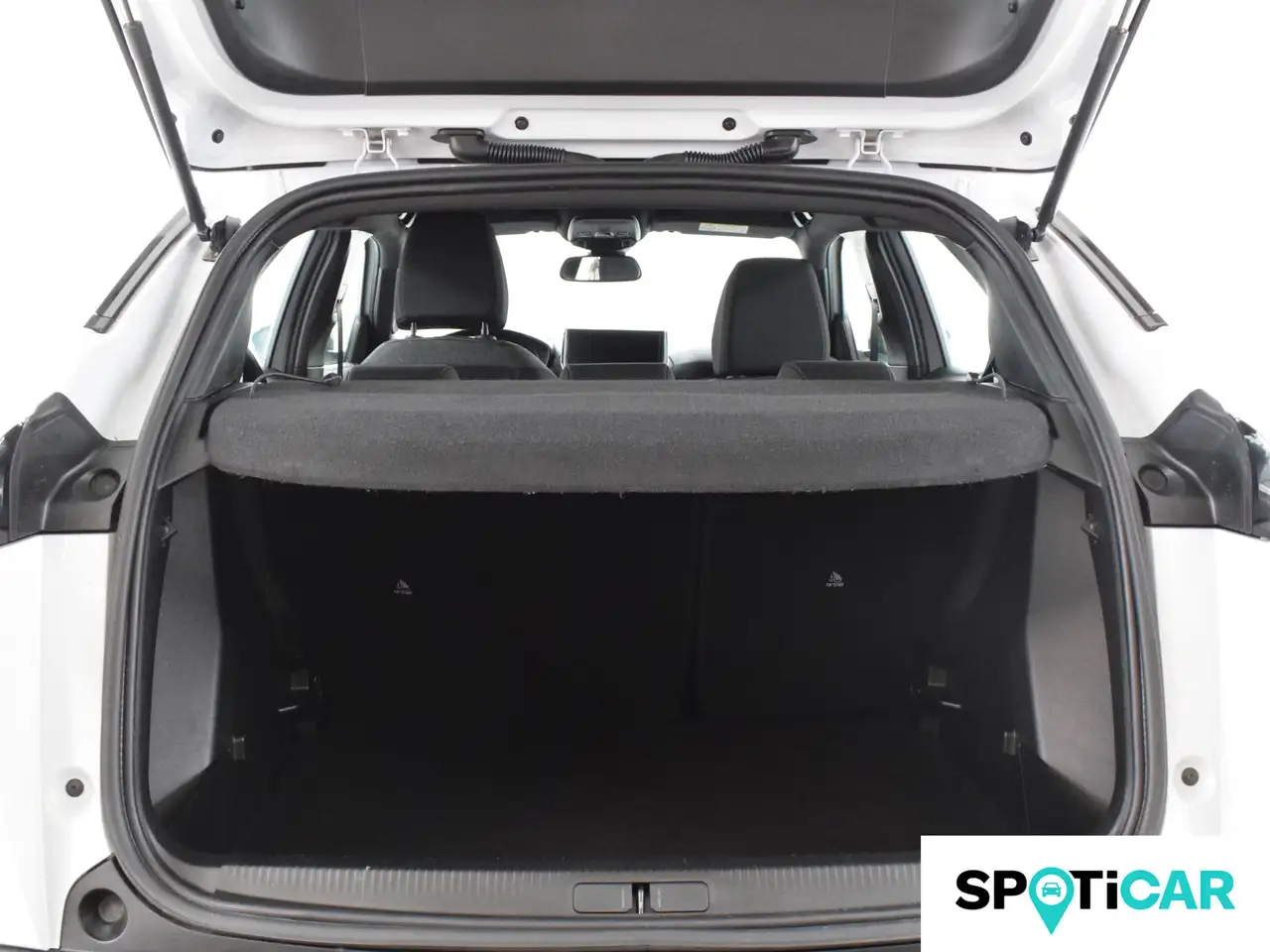 Peugeot 2008 1.2 PureTech S&S Active Pack 100 — معرض صور السيارة 7